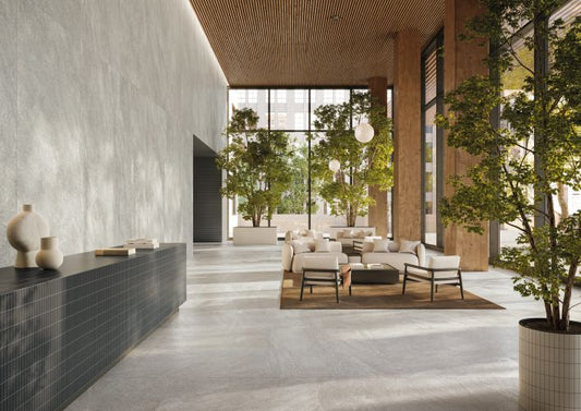 Didelio formato plytelės: stilius, kuris keičia erdves